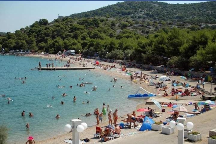Mobile home Lux otok Murter Jezera Extérieur photo